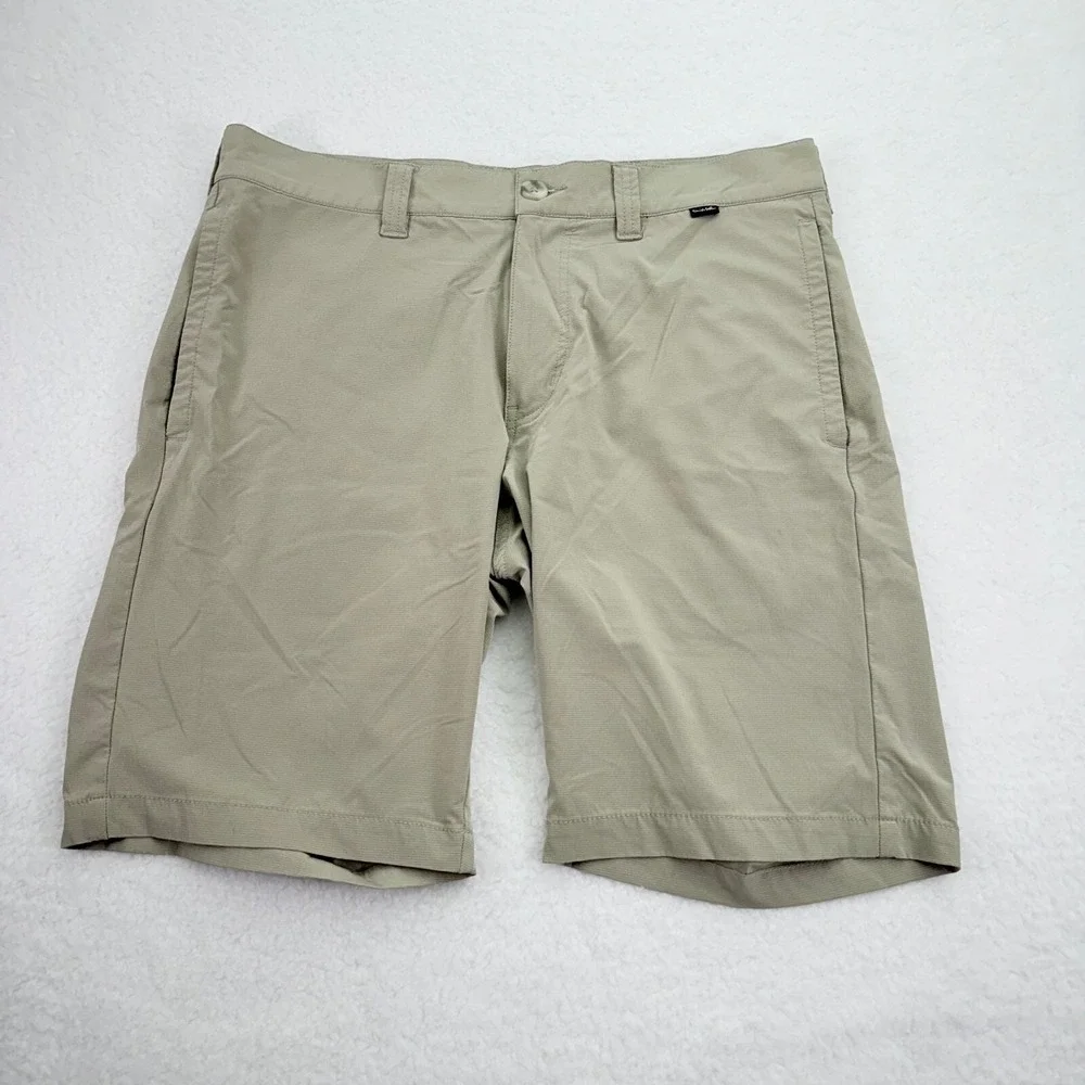 Travis Mathew Shorts Mens 32‎ (33) Beige Striped Chino Sports Golf Performance